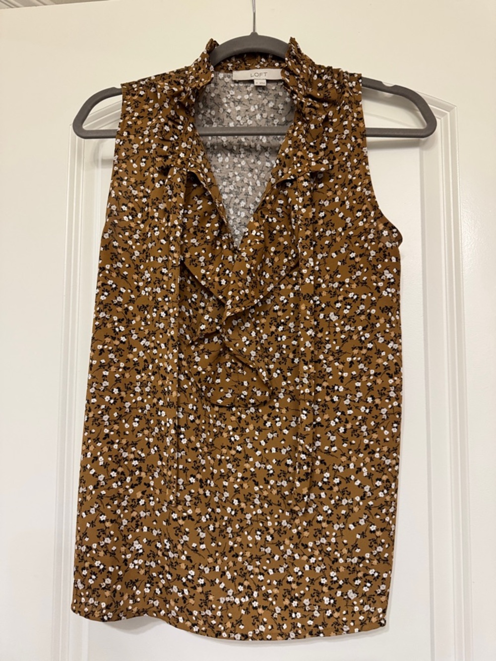 LOFT brown Floral Ruffle Neck Sleeveless Top